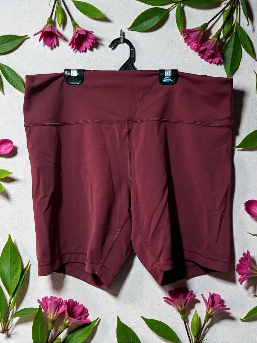 Lululemon Athletica Wunder Train Burgundy High-Rise Shorts - Picture 10 of 10